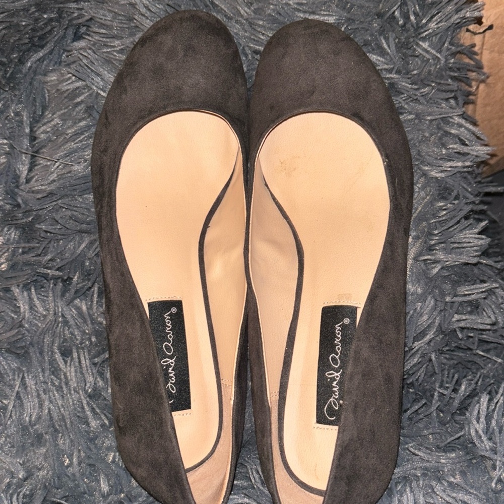 Size 10, David Aaron Wedged Heels.